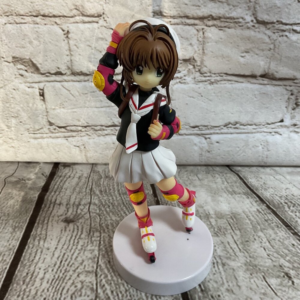 Sakura Kinomoto Schoolgirl Uniform Skater Japan Anime Manga Cardcaptor Figure